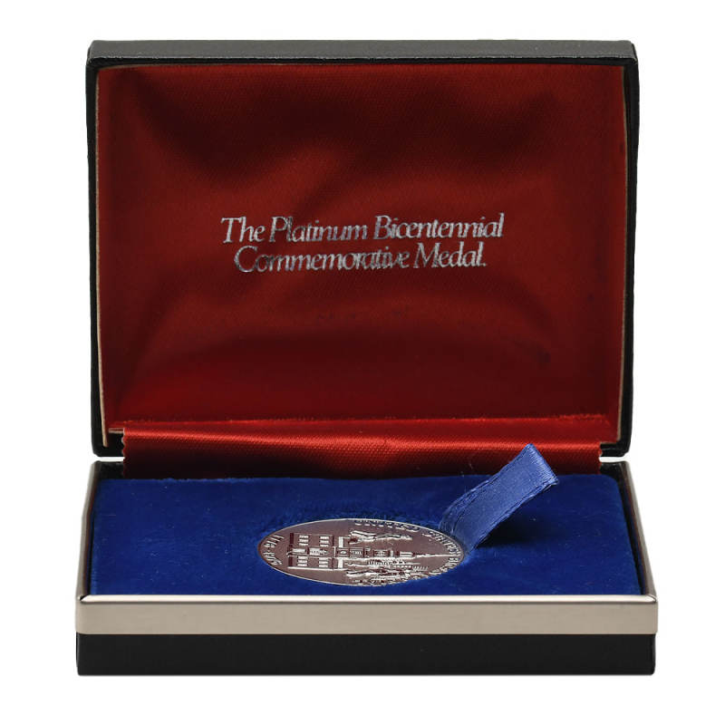 1976 1 oz Proof US Mint Bicentennial Platinum Medal l JM Bullion™